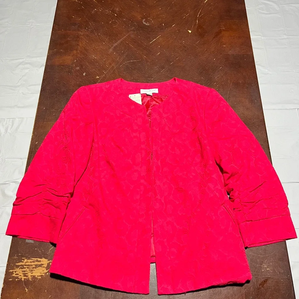 Coldwater Creek Red Jacquard Ruched Sleeve Jacket NWT Size 12 Misses 000635560